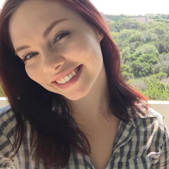 Meet your Posher, Mickala - Picture 1 of 1